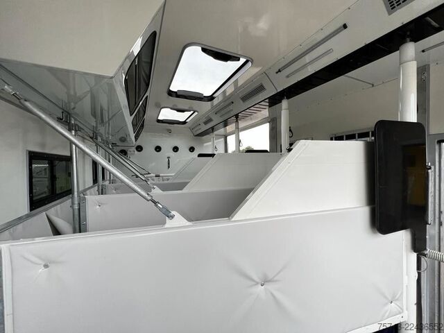 Kreaturvogn MERCEDES-BENZ ATEGO 1530 TT-XL  5 Pferde POP-OUT