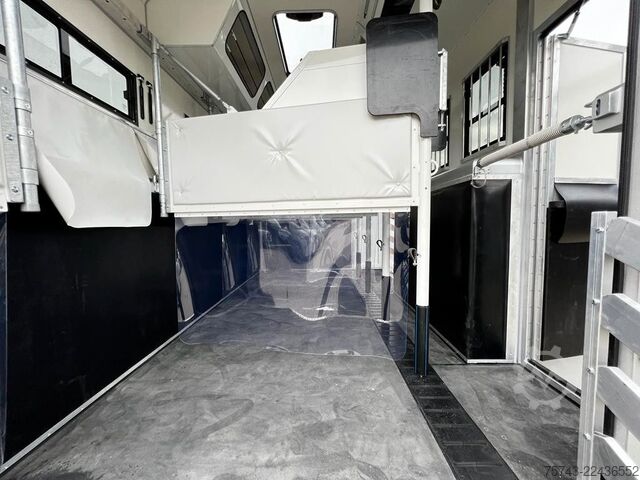 Kreaturvogn MERCEDES-BENZ ATEGO 1530 TT-XL  5 Pferde POP-OUT