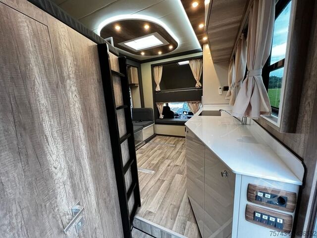 Kreaturvogn MERCEDES-BENZ ATEGO 1530 TT-XL  5 Pferde POP-OUT