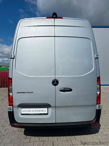 Yüksek tavanlı panelvan MERCEDES-BENZ Sprinter 215 9G-TR HOCH+LANG KLIMA 3-SITZ KAMERA