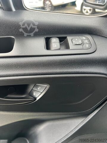 Yüksek tavanlı panelvan MERCEDES-BENZ Sprinter 215 9G-TR HOCH+LANG KLIMA 3-SITZ KAMERA
