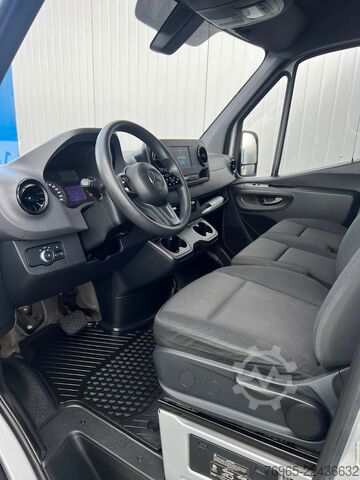 Panelvan MERCEDES-BENZ Sprinter 215 9G-TR HOCH+LANG KLIMA 3-SITZ KAMERA