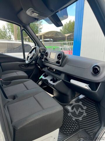 Panelvan MERCEDES-BENZ Sprinter 215 9G-TR HOCH+LANG KLIMA 3-SITZ KAMERA