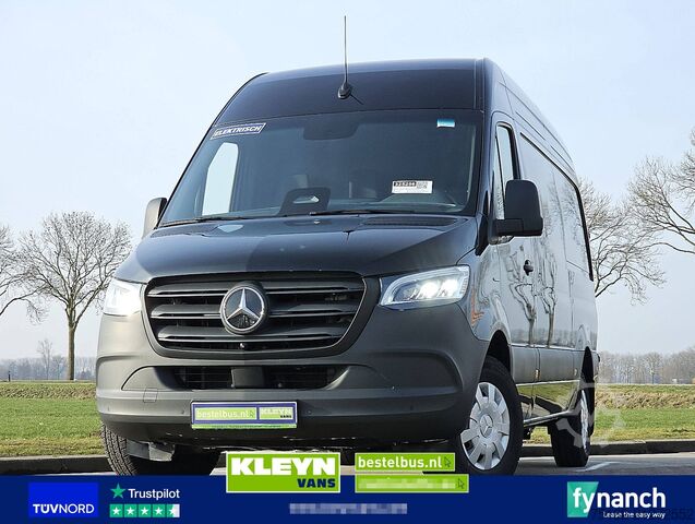 High-roof van MERCEDES-BENZ ESPRINTER L2H2 300 KM WLTP LED