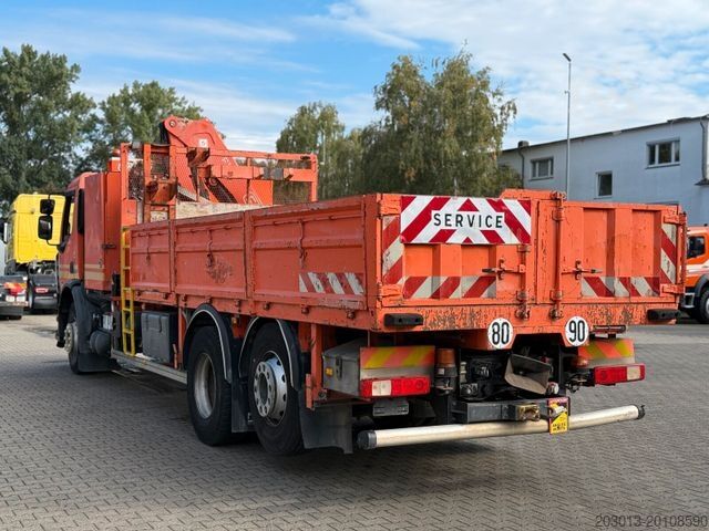 Flatbed truck RENAULT Premium Lander Pritsche mit Kran FASSI