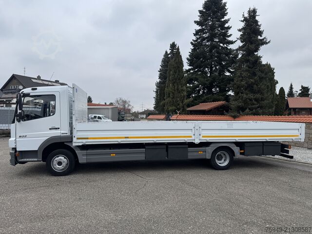 Atego 822 L flatbed 7.18 m, air conditioning, trailer hitch Mercedes-Benz Atego 822 L Pritsche 7,18m, Klima, AHK