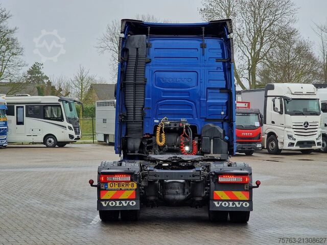Standaard-SZM Volvo FH 13.500 Globetrotter 4x2 - I parkcool - Full ...