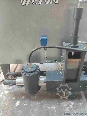 Presse à briqueter Weima TH 714