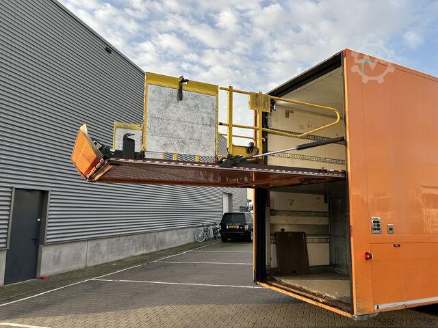 Box body Burgers 0 DGPL / Double Stock / Race Trailer / Box / Bi...