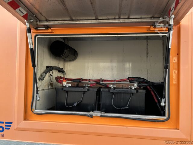 Box body Burgers 0 DGPL / Double Stock / Race Trailer / Box / Bi...