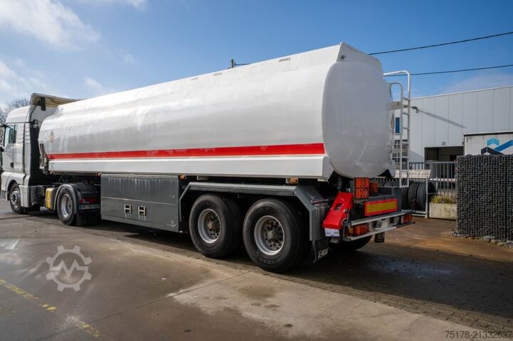 Camion cisternă EKW EKW-ROC32T2D - 32 000 L/5 comp.