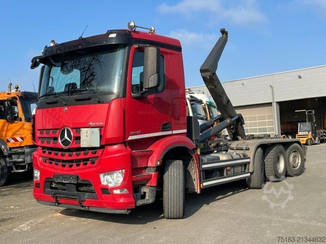 Abrollkipper MERCEDES-BENZ Arocs 3242 8x2/4 BL Abrollkipper Meiller 30 to
