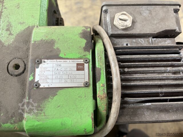 Traverskran Stahl AS 4016