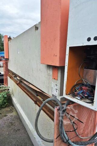 Kantpresse Beyeler Euro III 225 x 4100