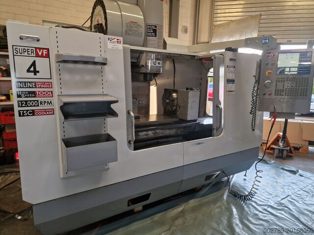 Vertikalni obradni centar sa četvrtom osom Haas VF-4SS HE