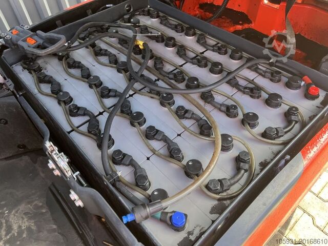 Elektrisk 3 -hjulet gaffeltruck Linde E16-02