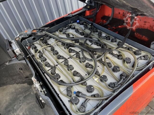 Elektromos háromkerekű targonca Linde E16-02