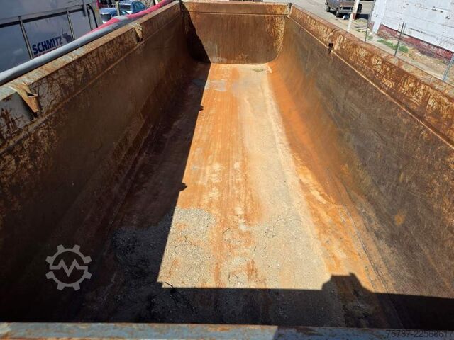 Kipper Auflieger SCHMITZ CARGOBULL ca. 26 cbm Hlabrund Hinterkipper, Lift