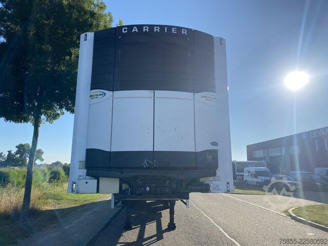Kyld/fryst transport Pacton TBZ 233 2-Axle Fridge / Carrier Vector 1800 / L...