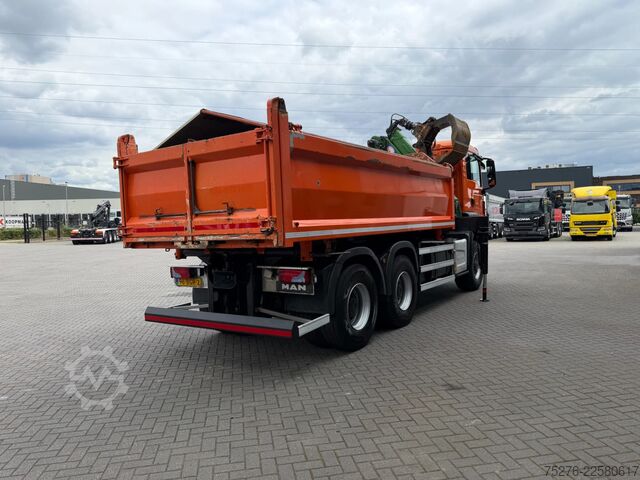 Camião basculante com grua MAN TGS 26.400 6x6 Kipper / Z kraan  Euro 6