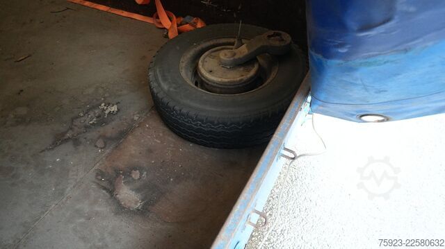Reboque Taurpalin EQUIPE com eixo partido! EQUIPE Taurpalin trailer broken axle!