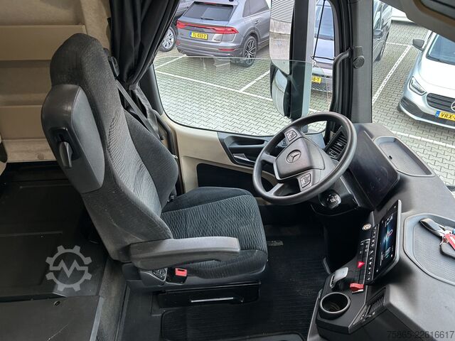 Standard-SZM Mercedes-Benz Actros 1845 Gigaspace / Tacho V2 / 393 dkm / Bl...