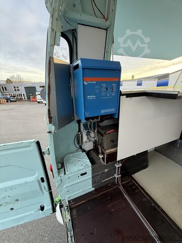 Foodtruck Renault Estafet