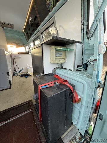 Foodtruck Renault Estafet