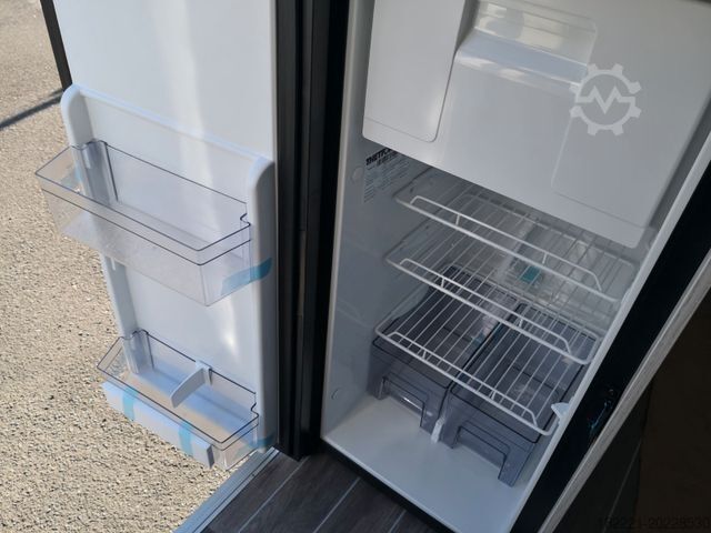 Kamper kombi ROLLER TEAM Livingstone 5 Go * Solar * Markise * Extras