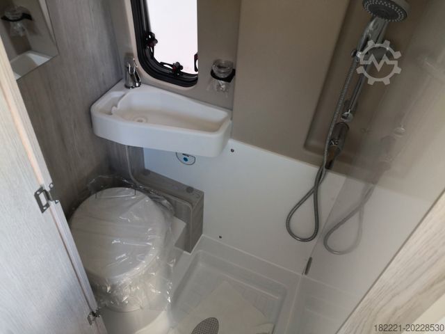 Kamper kombi ROLLER TEAM Livingstone 5 Go * Solar * Markise * Extras