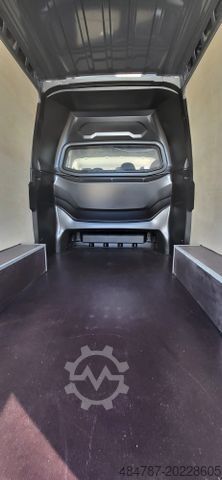 Bestelwagen IVECO Daily 35S18A8V Neues Modell L3 ACC LED Navi 7-Si