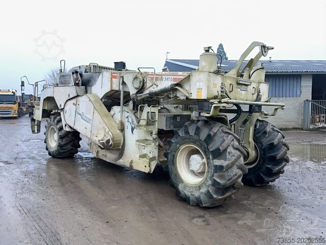 Ανακυκλωτής ασφάλτου Wirtgen Wr 2400