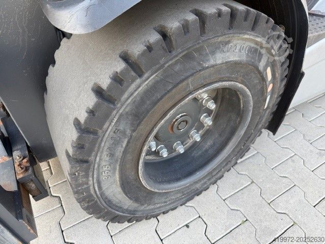 LPG'li forkliftler Still RX70-50T