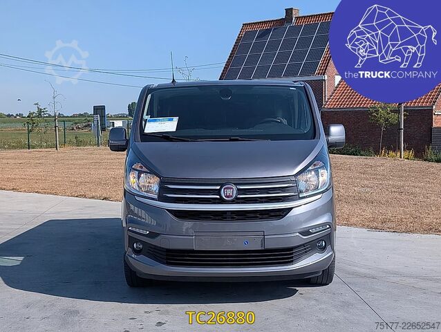 Transporte de passageiros Fiat Talento Fiat talento 145CV 6 PLACES