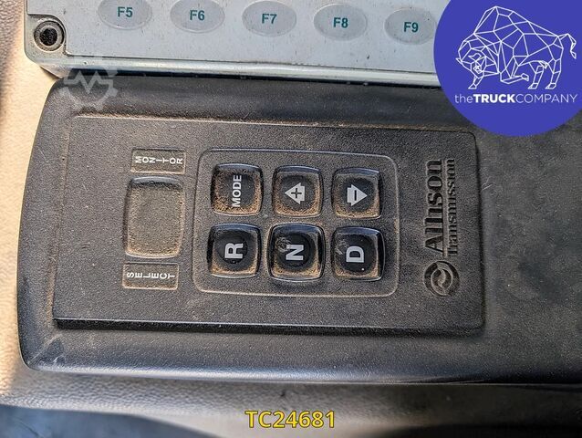 Vehículo de recogida de basuras Renault Premium 320