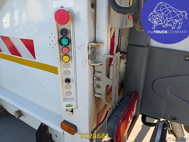 Vehículo de recogida de basuras Renault Premium 320