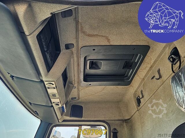 Tankowiec Renault Premium 300