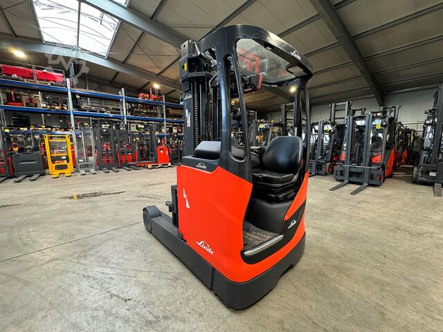 Reach truck Linde R 20 HD [ID: 240]