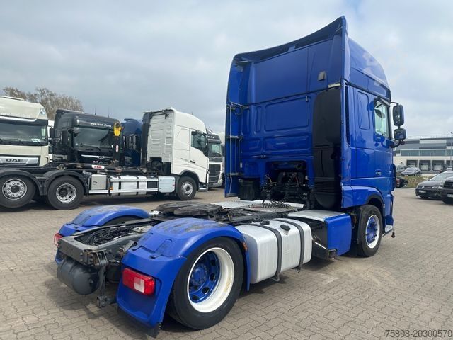 Ciągnik siodłowy typu volume DAF XF 480 FT X-low 2 Tank ACC LDWS Intarder