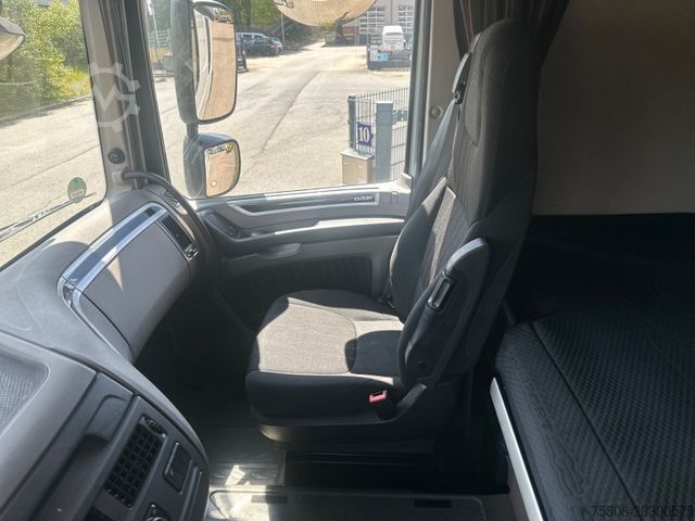 Standardowy ciągnik siodłowy DAF XF 480 FT SSC Standklima Retarder ACC LDWS