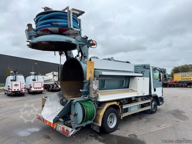 Vákuumtartályos teherautó MAN TGL 12.240 4x2 Hvidtved Larsen SLP 5.5