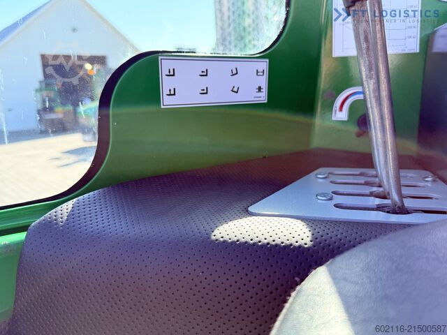 čtyřcestný vysokozdvižný vozík COMBILI C3000 / DIESEL / DUPLEX 4100 / FREE-LIFT