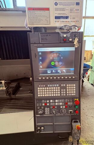 Verticaal bewerkingscentrum OKUMA GENOS Okuma GENOS 560R-V CNC OSP-P300M-R Serie 0712-