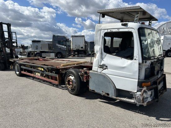 Felépítménycserélő teherautó MERCEDES-BENZ KöGEL, WIESEL / UMSETZER  , NICHT FUNKTIONSTüCHTIG - ERSATZTEILTRäGER