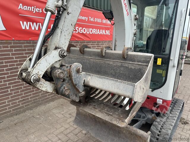 Mini ekskavatör Takeuchi TB216 - Gebruikt