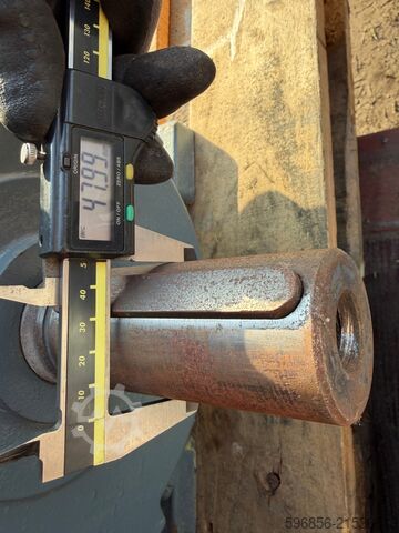 Electric motor BBC GU180 M4AG 18.5kW 1460rpm 380/660V IM B3 Silnik elektryczny BBC GU180 M4AG 18,5kW 1460rpm 380/660V IM B3 Silnik elektryczny BBC GU180 M4AG 18,5kW 1460rpm 380/660V IM B3