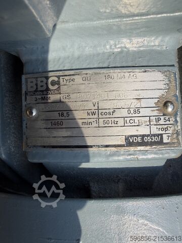 Electric motor BBC GU180 M4AG 18.5kW 1460rpm 380/660V IM B3 Silnik elektryczny BBC GU180 M4AG 18,5kW 1460rpm 380/660V IM B3 Silnik elektryczny BBC GU180 M4AG 18,5kW 1460rpm 380/660V IM B3