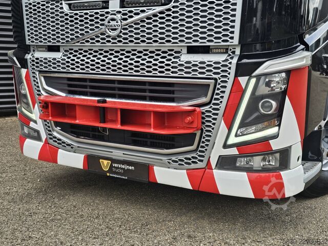 Volvo FH16.750 8x4 / 260T / RETARDER / PUNO VAZDUŠNO VEŠANJE Volvo FH16.750 8x4 / 260T / RETARDER / FULL AIR