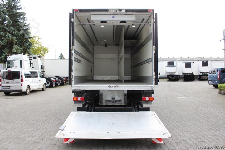 Camion frigorifique Mercedes-Benz Atego 1221 E6 Carrier Multi-Temp Strom Türen+LBW