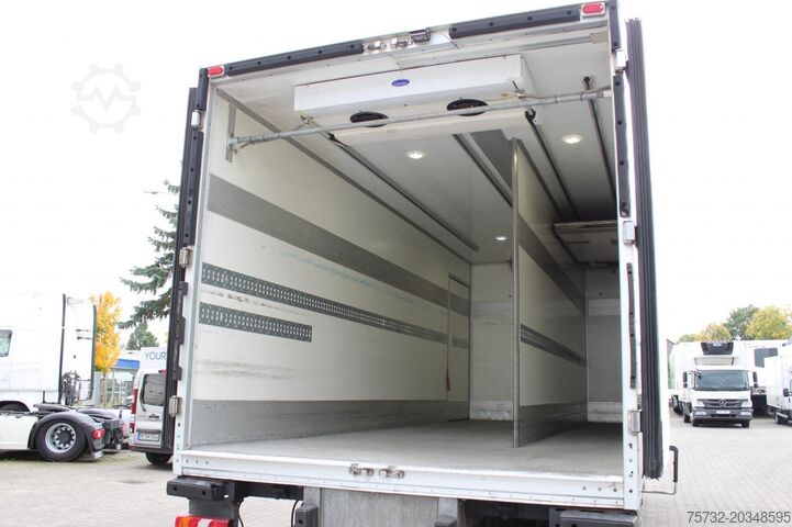 Camion frigorifique Mercedes-Benz Atego 1221 E6 Carrier Multi-Temp Strom Türen+LBW